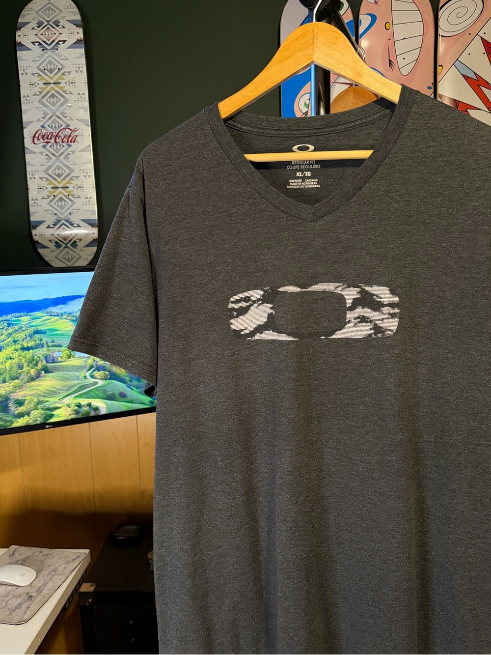 Oakley Men's Dark Gray V-Neck Mountain Logo Tshirt